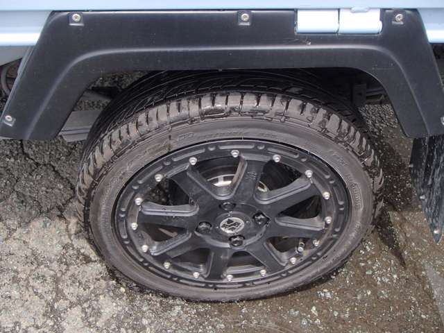 SA3t★4WD★リフトアップ★ガードパイプ鳥居★前後ドラレコ★リクライニングシート★オーバーフェンダー★フロントバンパーガード★キーレス★LEDライト★CD★USB★マッドガード★14インチAW