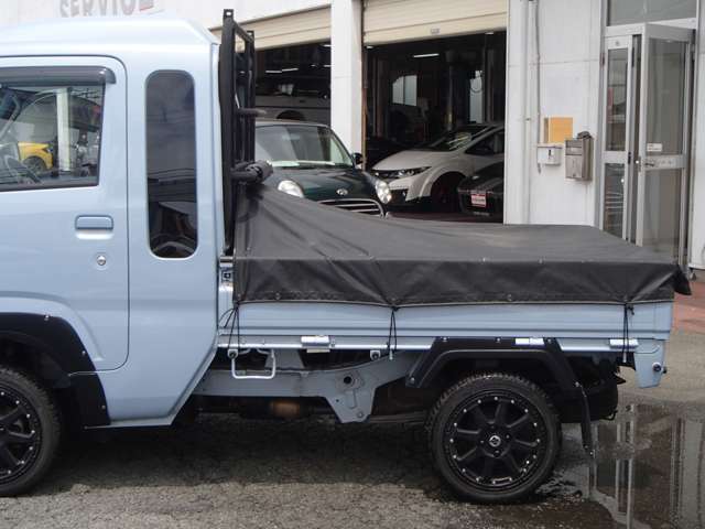 SA3t★4WD★リフトアップ★ガードパイプ鳥居★前後ドラレコ★リクライニングシート★オーバーフェンダー★フロントバンパーガード★キーレス★LEDライト★CD★USB★マッドガード★14インチAW