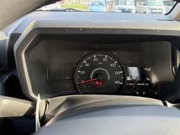 これからお車を購入し長くカーライフを楽しんで頂きたいと思い、当社スタッフは、そんな様々なお客様と安心して、楽しめるカーライフを一緒に考えてご提案させて頂いております。