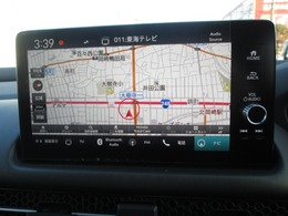 純正コネクトナビ装着車です。フルセグTV・Bluetooth機能付きです。