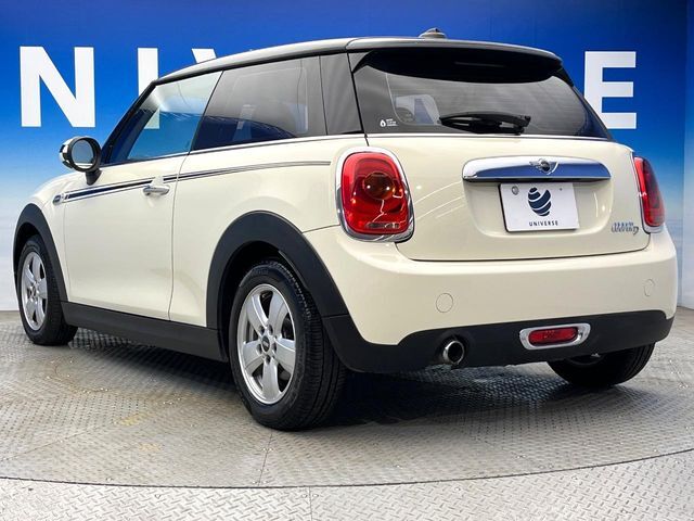 ●YANASEオートシステムズとの提携によって実現した高品質修理ネットワーク！大切なお車だから、万が一の修理でも「純正品質」をご提供。当店でご購入いただくお車にはメリットが数多くあります