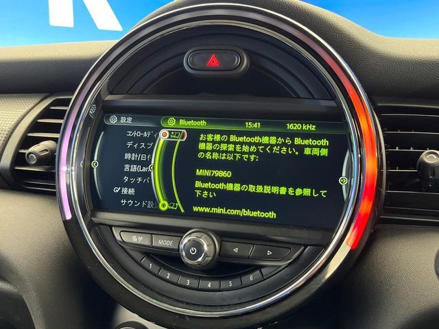 ●Bluetooth：お手持ちのスマートフォンなどと接続し、ハンズフリー通話や臨場感溢れるミュージック再生をお楽しみいただけます。無線接続ですので煩わしさもありません♪