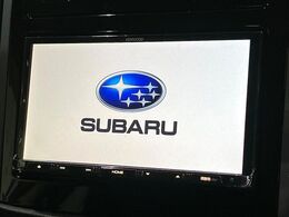 【純正ナビ】人気の純正ナビを装備。オーディオ機能も充実しており、Bluetooth接続すればお持ちのスマホやMP3プレイヤーの音楽を再生可能！毎日の運転がさらに楽しくなります！！