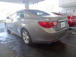 純正ナビ地デジ　Bカメラ　ETC　黒革　電動シート