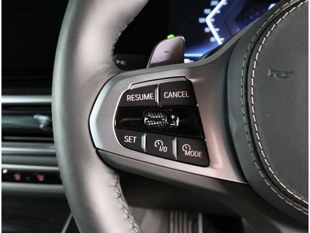 BMW認定中古車は360°チェックリストに従い徹底的にチェック。エンジンやトランスミッション、電気系統やコンピュータ・システムなどを詳細に点検。交換基準に達した部品は整備した後にご納車いたします。