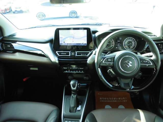 視認性の高い運転席になっております！