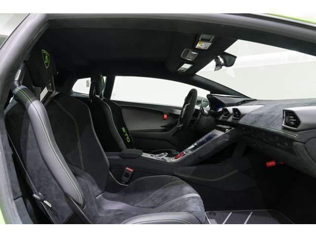 Floor mats in Aluminum