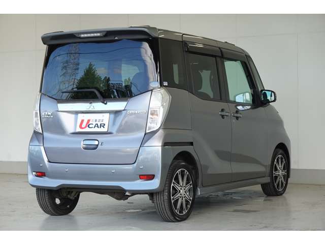 内外装ともクリーニングを実施致しております。実際に見てさわってお確かめください。