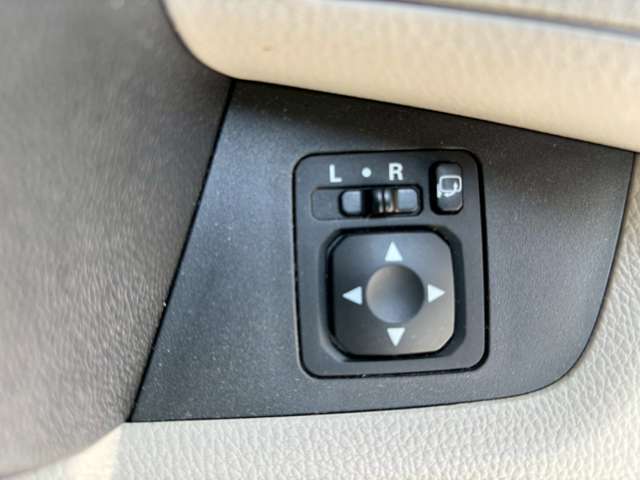 ☆電動格納ミラー☆