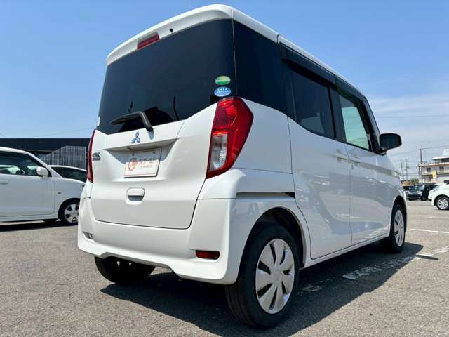 軽ワールドの営業時間のご案内☆9:00～19:00まで営業しております！毎週水曜日は、お店の定休日となっております。公式LINEや電話からもお気軽にお問合せ下さい♪軽ワールド電話番号☆073-489-9199☆です！