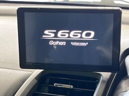 【純正ナビ】人気の純正ナビを装備。オーディオ機能も充実しており、Bluetooth接続すればお持ちのスマホやMP3プレイヤーの音楽を再生可能！毎日の運転がさらに楽しくなります！！