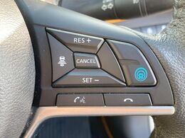 【プロパイロット】高速道路での長距離走行が楽に！！渋滞時と巡回走行のシーンで、アクセル・ブレーキ・ステアリングを自動で制御し、長距離運転の負担を軽減してくれます♪