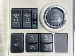 【両側パワースライドドア】スマートキーや運転席のスイッチで後席両側スライドドアの開閉が可能♪電動だから力を入れてドアを開ける必要が無く、小さなお子様でも簡単に開け閉めでき快適です♪