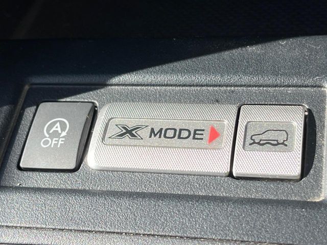 【Xモード】雪道や荒れた山道などでタイヤが空転してしまう場合などで、エンジン・トランスミッション・AWD・VDCを統合制御する事でスムーズな脱出が可能となるモードです☆悪路でも安心して走れます☆