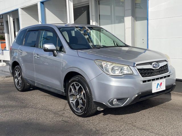 高透明度のガラス皮膜で撥水はもちろん、上質なツヤ・光沢を実現。紫外線や酸性雨から大切な愛車を保護し、色あせ・劣化を防止。「弾スプラッシュコート」、「弾プリミッサコート」からお選びいただけます。