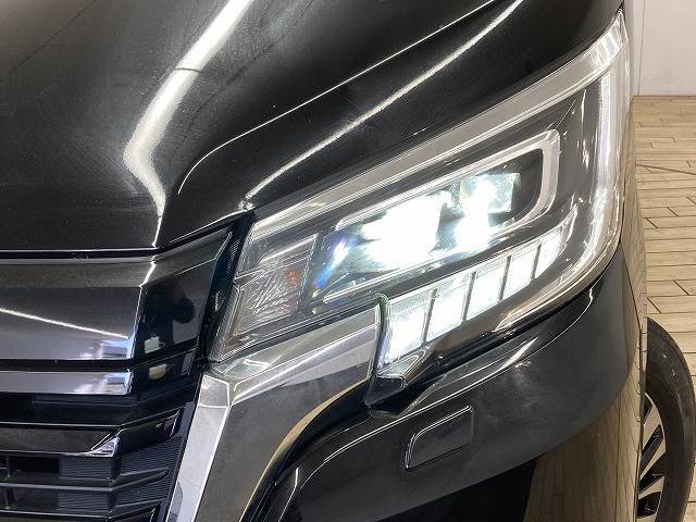【LEDヘッドライト】は視認性が高く安全です！また、見た目もかっこいいです！
