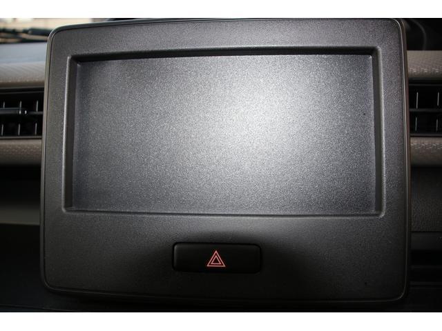 弊社には中古車の目利きのプロ「スズキ認定検査員」が多数在籍