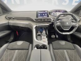 輸入車グループ総在庫数約2，000台！全国の系列店からメーカー・車種問わずご紹介出来るので、あなたにピッタリのお車が見つかるはずです♪まずはお問い合わせ下さい☆