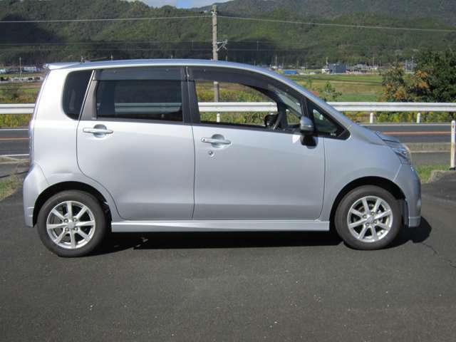 神戸ナンバー＆店頭納車なら表示価格でご購入頂けます。