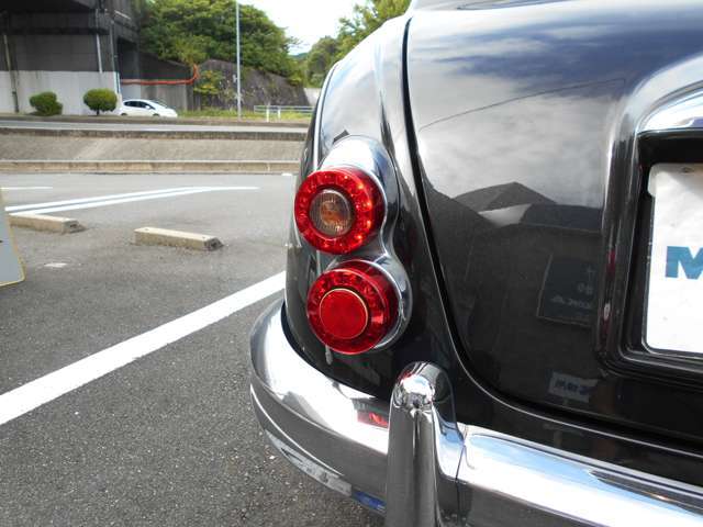 ライトの曇りなくとてもきれいな状態です。