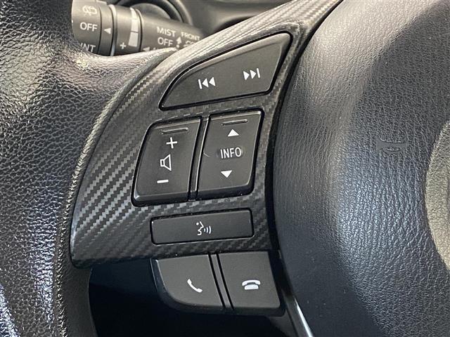 ◆ステアリングスイッチ◆運転中でも、ナビやODOメータをステアリングから操作することができる便利な機能です！
