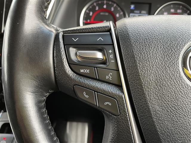 【運転席操作部】快適なドライブを楽しむための機能が装備されています！運転席から触れるので、使いやすいです！除菌プランいれていただくと、さらに清潔で安心していただけます！