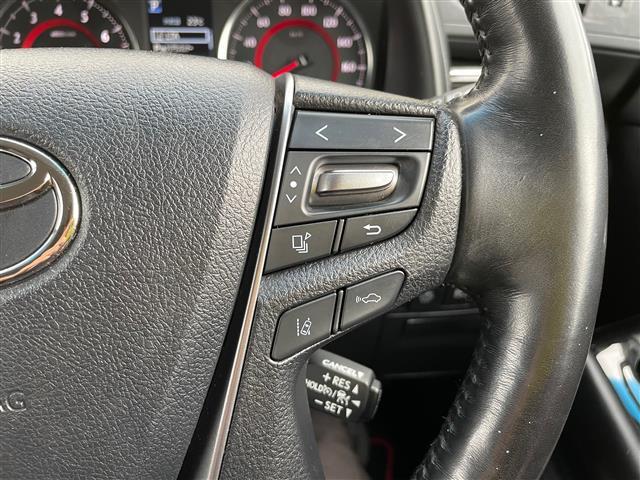 【運転席操作部】快適なドライブを楽しむための機能が装備されています！運転席から触れるので、使いやすいです！除菌プランいれていただくと、さらに清潔で安心していただけます！