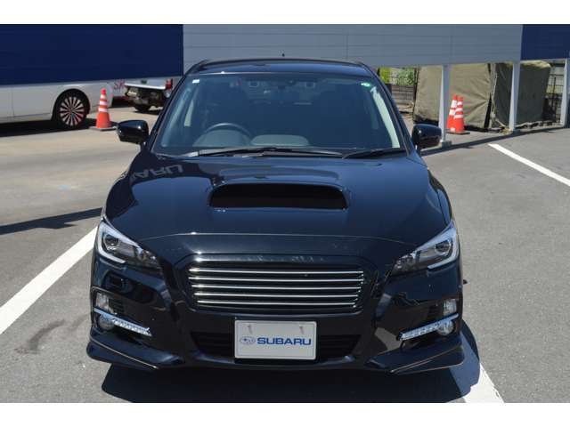 全車徹底したクリーニングを実施しております。中古車と言えどもお客に気持ち良く乗って頂けるように日々精進いたします。