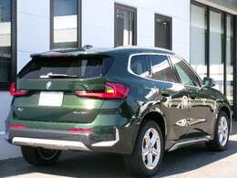 名鉄AUTOオリジナルコーティングMコートをはじめウインドフィルム施工、ドライブレコーダー取付、BMWパフォーマンスアクセサリーなど各種承ります。