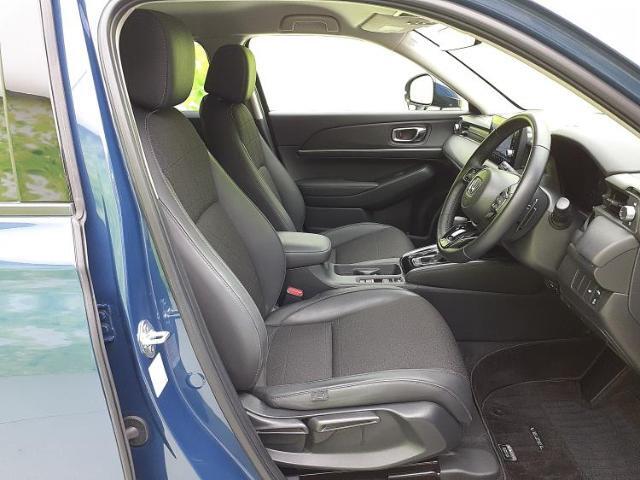 「この車の写真をもっと見たい」「状態が気になる」「この装備はついている？」どんな小さな疑問でもお気軽にお問い合わせください！