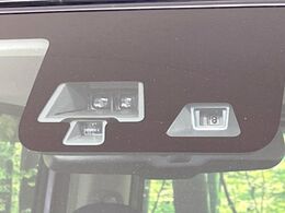 【三菱e-Assist】走行中に前方の車両等を認識し、衝突しそうな時は警報とブレーキで衝突回避と被害軽減をアシスト。より安全にドライブをお楽しみいただけます。