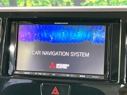 【純正ナビ】人気の純正ナビを装備。オーディオ機能も充実しており、Bluetooth接続すればお持ちのスマホやMP3プレイヤーの音楽を再生可能！毎日の運転がさらに楽しくなります！！