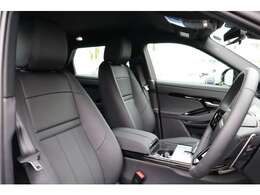 黒革仕様です。毎日利用するからこそ良いものを使いたいです。