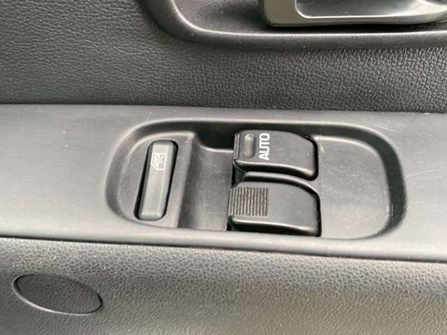 ネットに掲載できてない車も多数ございます。お気軽にお問い合わせ下さい☆