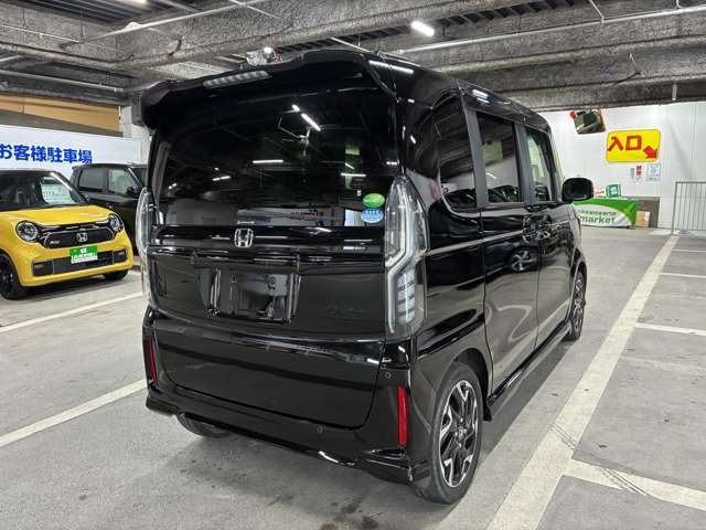 販売するお車はお客様に安心してお乗り頂くため、もちろん全て修復歴はございません。