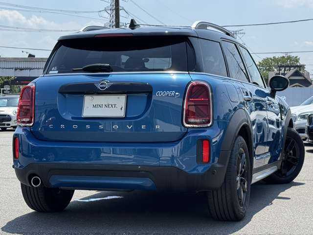 ☆アップルカープレイ☆リヤビューカメラ☆Bluetooth☆ETC2.0☆アンビエントライト☆黒半革シート