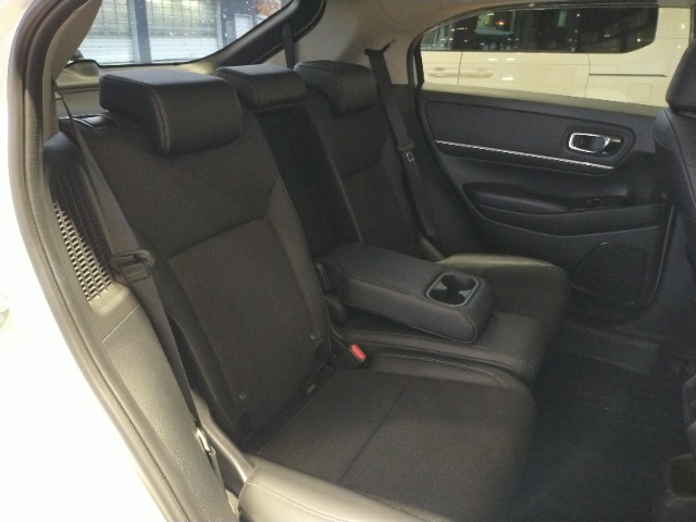 ☆外装のお手入れが楽々な＜ガラスボディーコーティング＞や、雨や雪の日も安心な＜フロントガラスコーティング＞、北海道の必需品！＜下回り錆止め塗装＞なども各種ご用意しております。