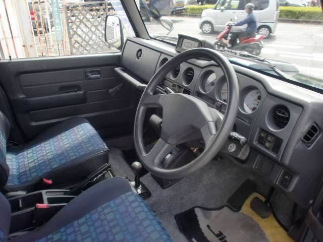 運転席シート