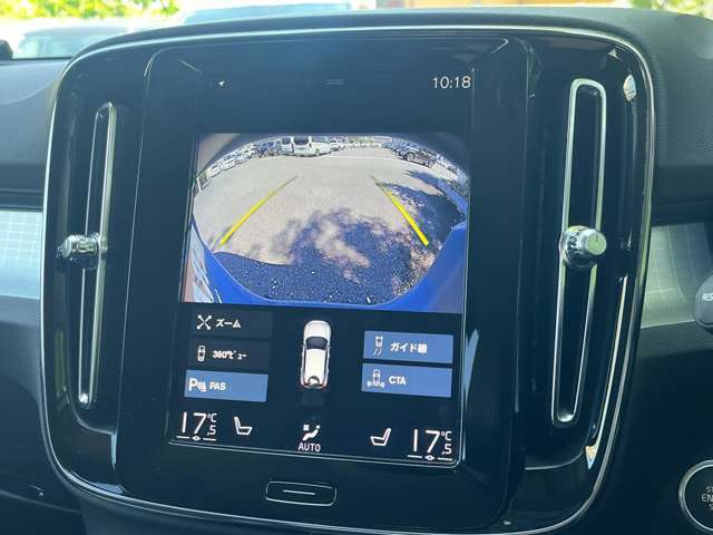 LIBERALAは、輸入車選びの新たなスタイルを提案するインポート・セレクト・ブランドです。オーナー様となる方がクルマから直接感じる感性を第一にした、最良の一台との出会いをコーディネートいたします。
