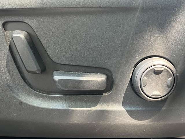 メンテナンスパックはご購入時だけのお得な点検・整備パック(有償)。点検コースと車検コースがございます。詳しくは店舗コーディネーターまでお問い合わせ下さい。