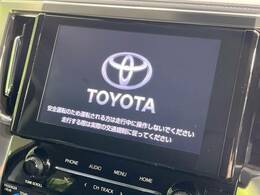 【純正9型ナビ】人気の純正ナビを装備。オーディオ機能も充実しており、Bluetooth接続すればお持ちのスマホやMP3プレイヤーの音楽を再生可能！毎日の運転がさらに楽しくなります！！