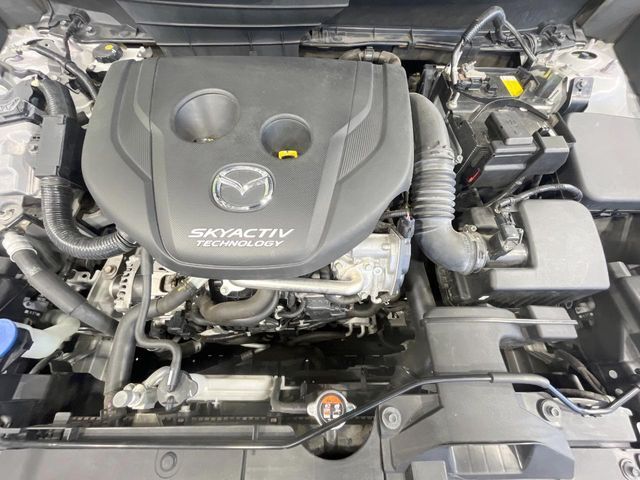 親切・丁寧な専門メカニックスタッフが応対！・車検・点検整備・事故等の修理などアフターサービスも安心。お車のカスタマイズもネクステージのサービススタッフまでご相談ください！