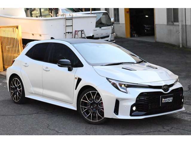 【全車両磨きクリーニング済み】自社併設の板金工場にてご入庫時に全て磨きクリーニングを施工済みです。年式等と比較しても大変キレイなボディ状態を取り戻しております。
