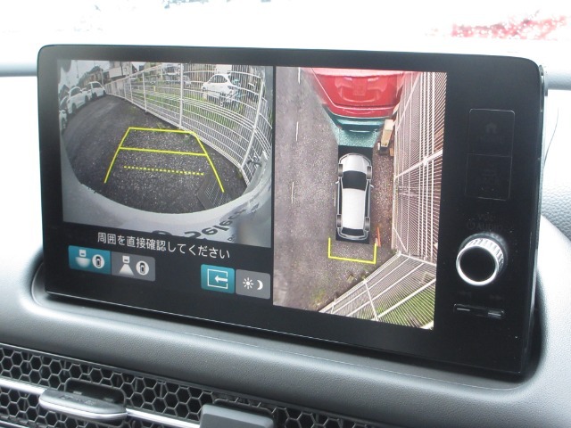 運転をしやすくする多彩な視界を手に入れるシステム。「見通しの悪い交差点での発進」「料金所などへの幅寄せ」「バック駐車」「縦列駐車」といった、多くの人が苦手意識を持ちやすいシーンで効果を発揮します。