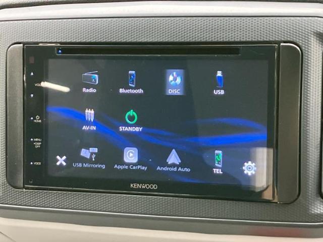 WECARSの店舗にはキッズコーナーがございます！お子様連れのお客様もごゆっくり車選びをお楽しみいただける空間です！