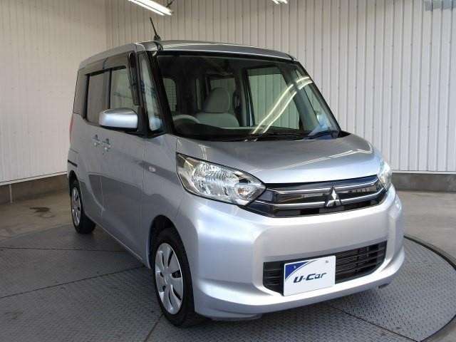 ボディーカラーは「クールシルバーメタリック」カラーコードは「A31」