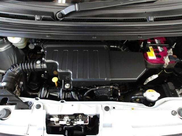 エンジンルーム内も高品質カー洗浄技術「まるまるクリン」実施済みです！