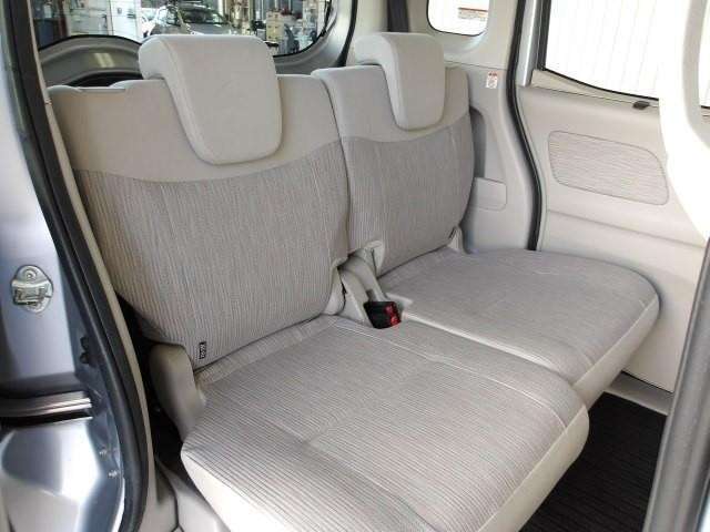 後席も寛ぎの空間が確保されています！