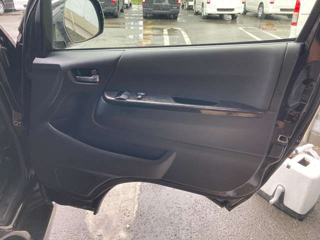 購入後の車検・整備・板金塗装などのアフターサービスもお任せ下さい。