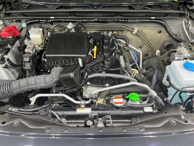 親切・丁寧な専門メカニックスタッフが応対！・車検・点検整備・事故等の修理などアフターサービスも安心。お車のカスタマイズもネクステージのサービススタッフまでご相談ください！